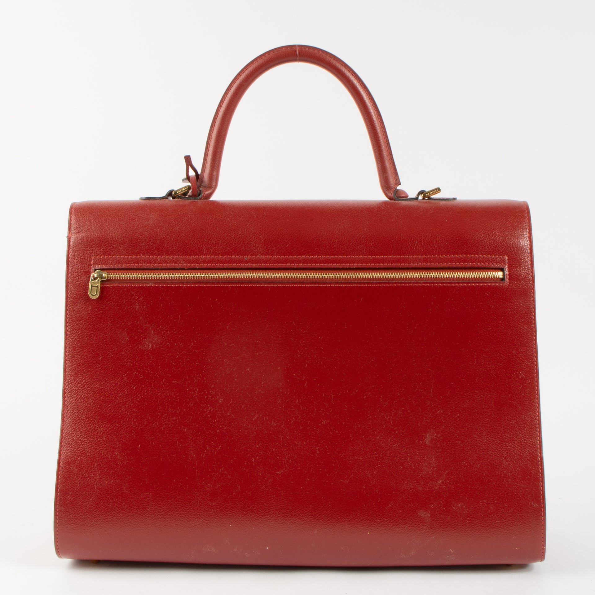 Shop the 100% authentic Delvaux Rosso Jumping Amethyste Briefcase second hand on Labellov.com!