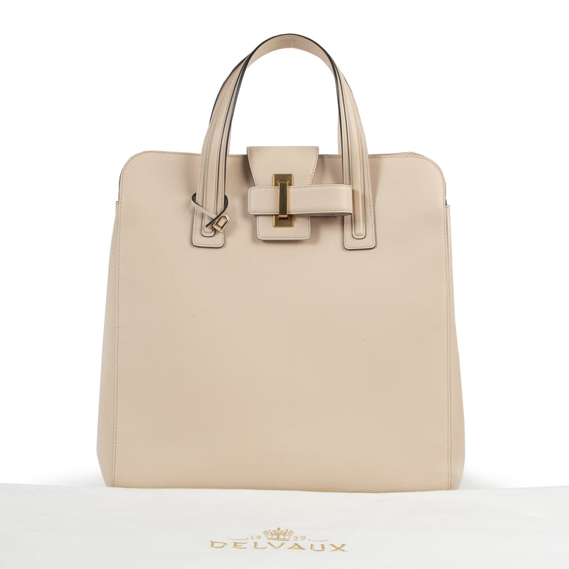 Delvaux Nude Simplissime