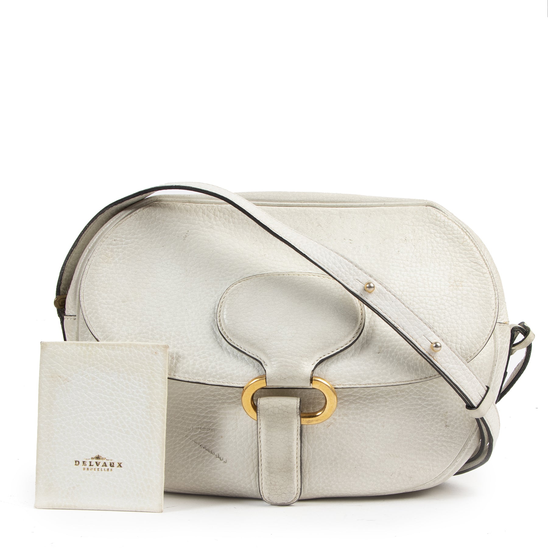 Authentic secondhand webshop vintage LabelLOV Delvaux safe and secure online shopping designer luxury