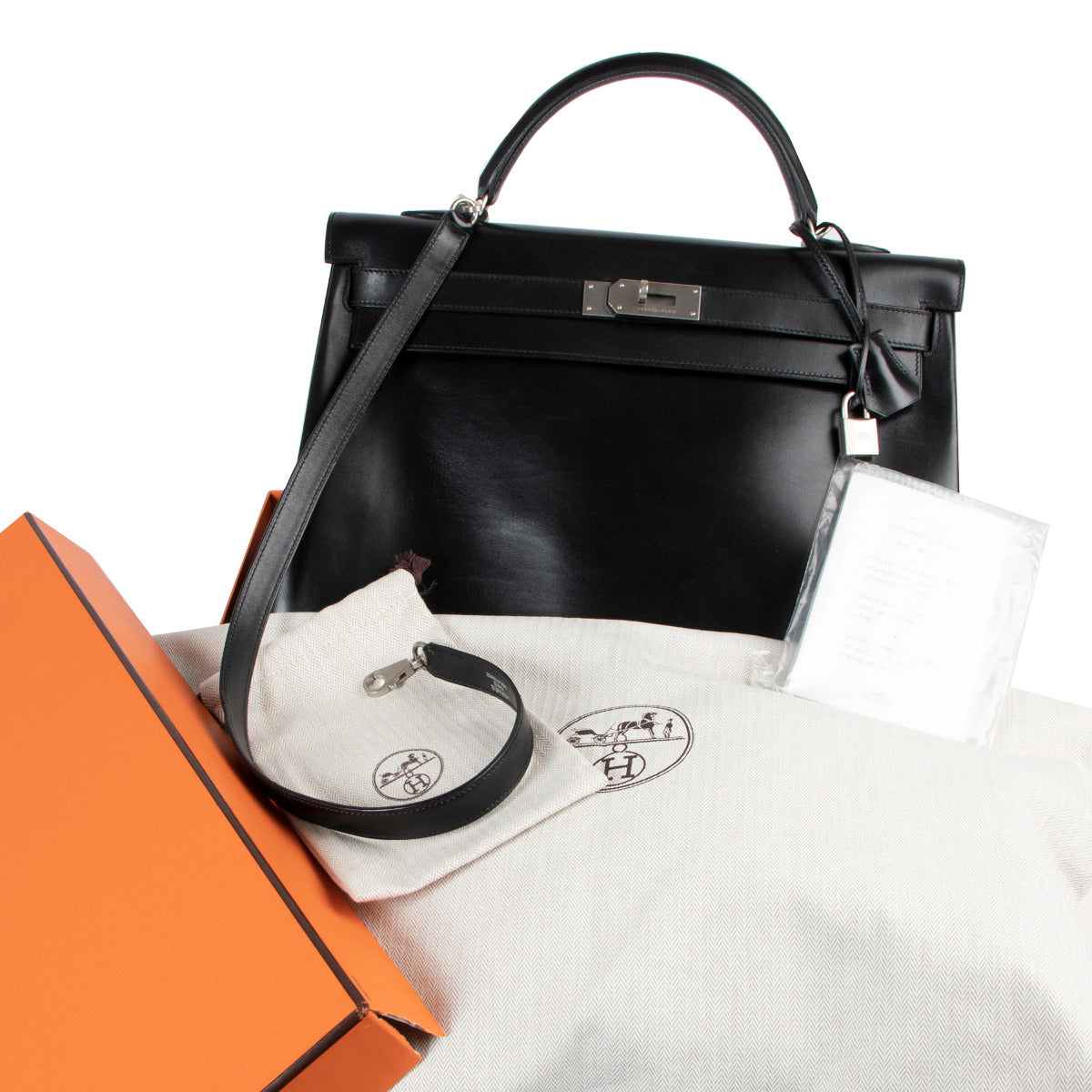 Hermès Kelly 40 Black Boxcalf Brushed Hardware