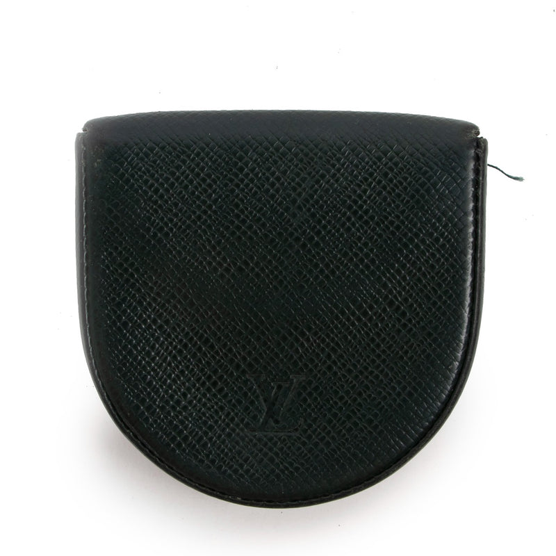 Shop now your favorite 100% authentic Louis Vuitton accesoires, at Labellov.