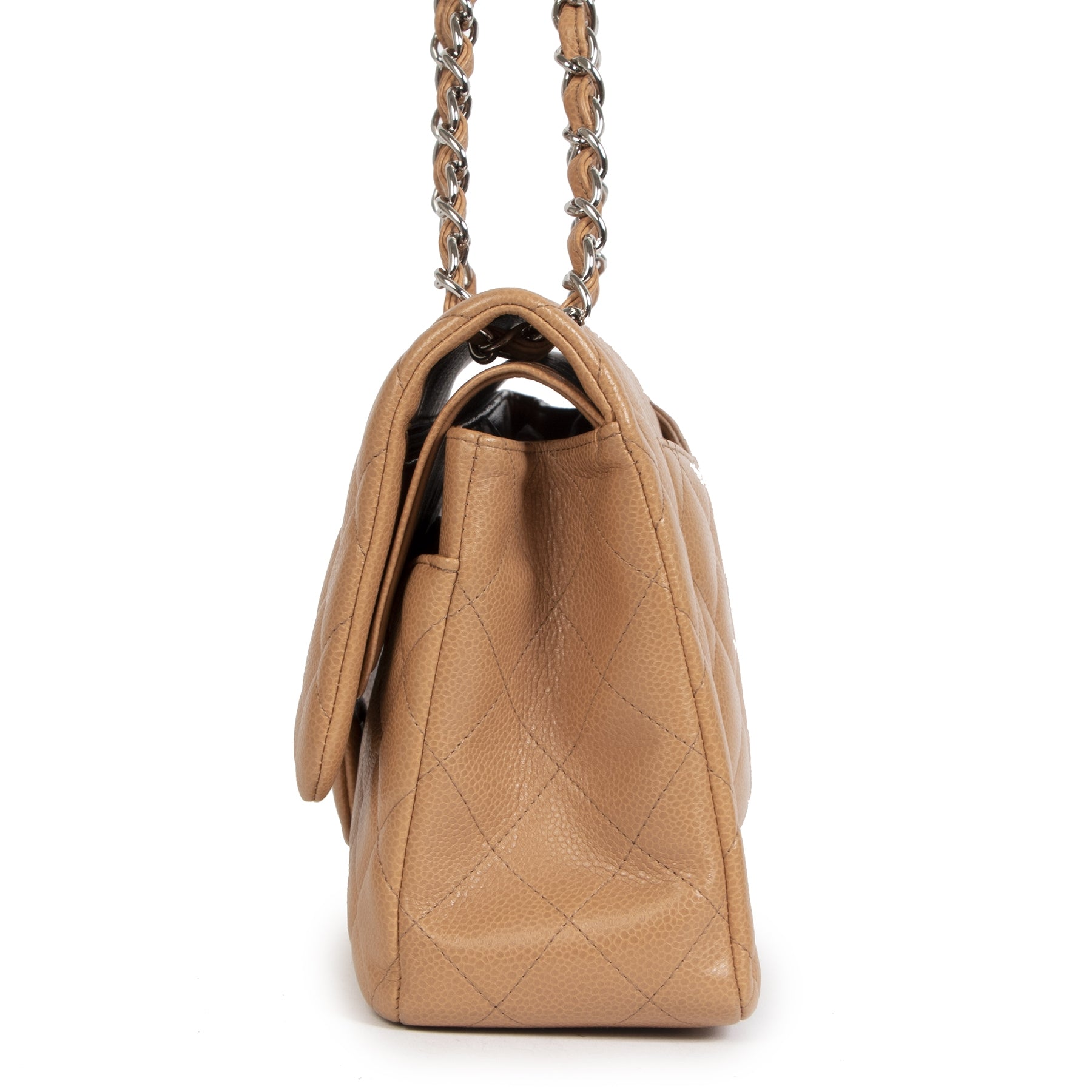 Chanel Caviar Classic Flap Bag Jumbo camel kleur aan de beste prijs bij Labellov