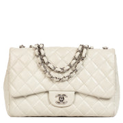 Chanel Soft Grey Classic Jumbo Flap Bag te koop aan de beste prijs bij Labellov tweedehands luxe