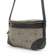 Authentic secondhand Delvaux Logo Canvas Belt Bag designer bags fashion luxury vintage webshop safe secure online shopping