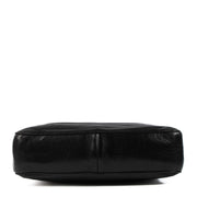 Shop safe online at Labellov in Antwerp, Brussels and Knokke this 100% authentic second hand Chanel Black Lambskin Vintage Camera Bag