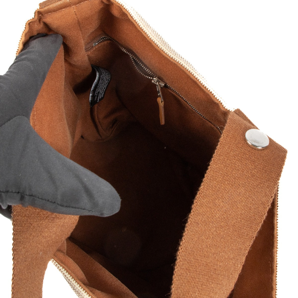 Shop safe online at Labellov in Antwerp, Brussels and Knokke this 100% authentic second hand Hermès Beige Canvas Saxo PM Bucket Bag