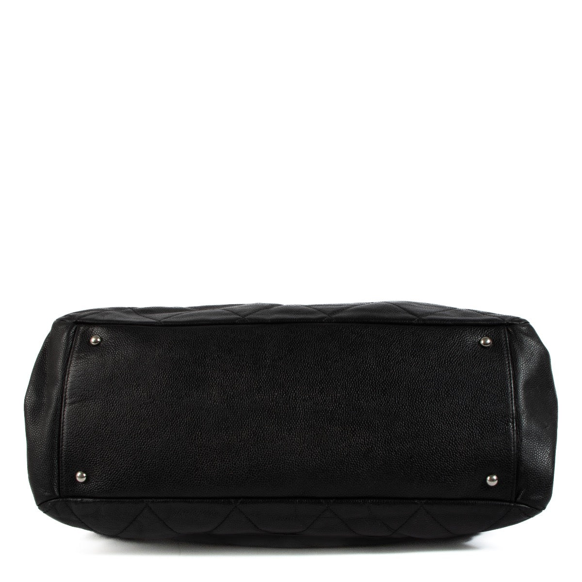 Shop safe online at Labellov in Antwerp, Brussels and Knokke this 100% authentic second hand Chanel Black Caviar Leather Large Grand Shopping Tote XL Shoulder Bag