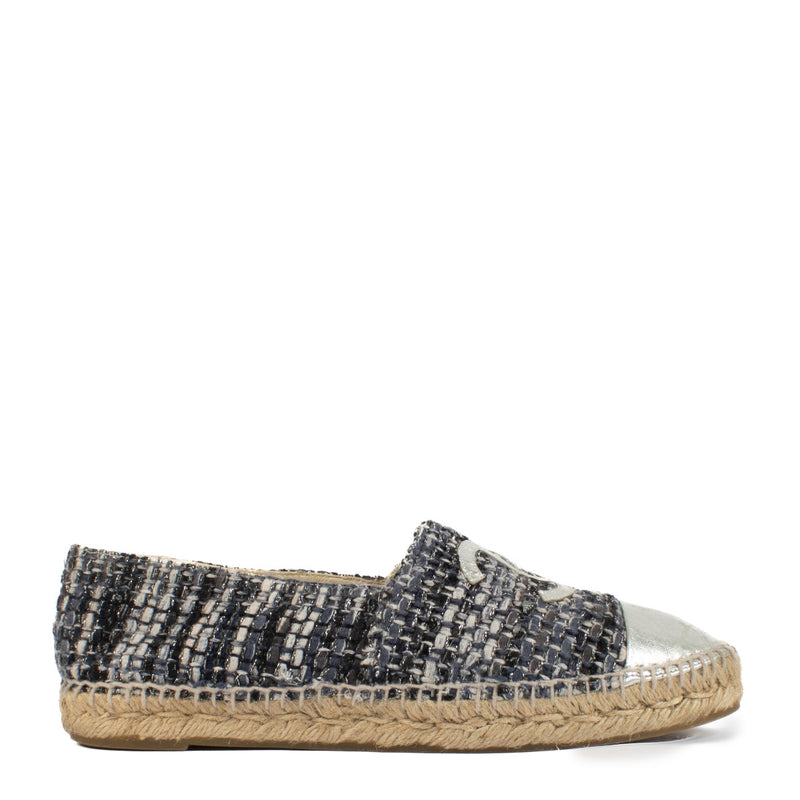 Koop en verkoop aan de beste prijs bij Labellov tweedehands luxe Chanel Blue Tweed Espadrilles - Size 40