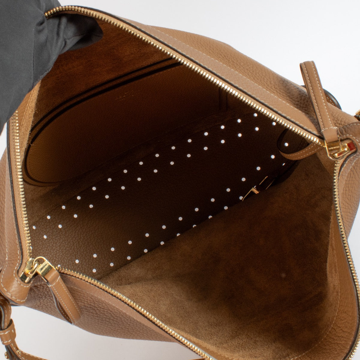 Shop 100% authentic second hand Delvaux Vegetal Taurillon Soft Pin Swing XL on Labellov.com