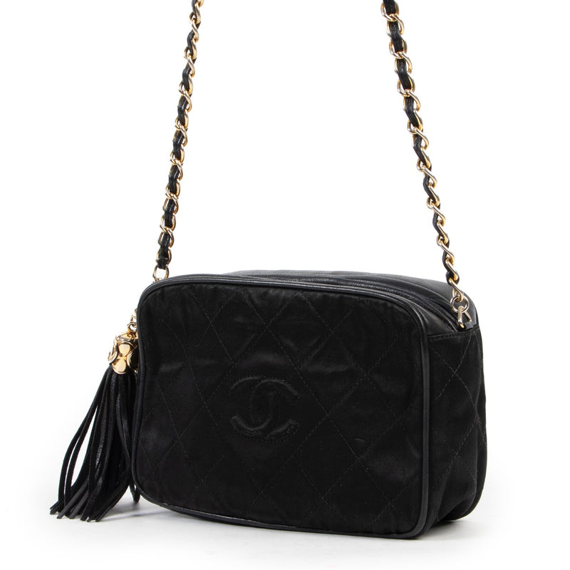 Shop safe online 100% authentic second hand Chanel Black Quilted Camera Crossbody Bag in very good condition at Labellov in Antwerp.