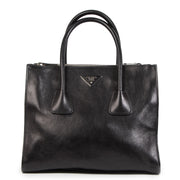 koop tweedehands Prada Black Twin Pocket Tote Top Handle bag