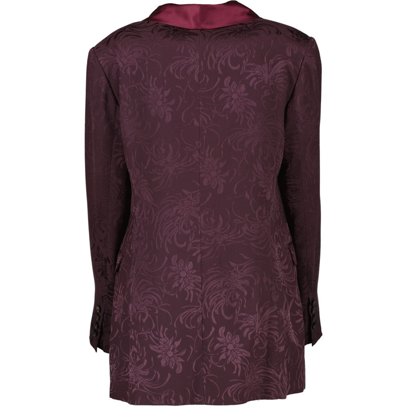 Shop now your favorite 100% authentic Gucci clothes, at Labellov.