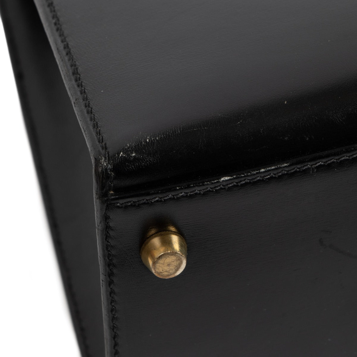 Second hand vintage pre-owned Hermès Vintage Kelly 32 Black Box on www.labellov.com