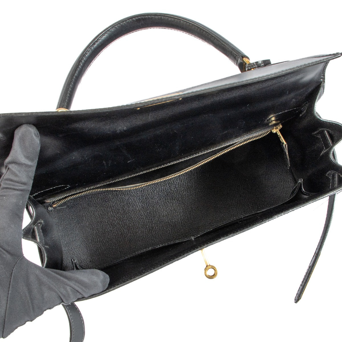 Second hand vintage pre-owned Hermès Vintage Kelly 32 Black Box on www.labellov.com