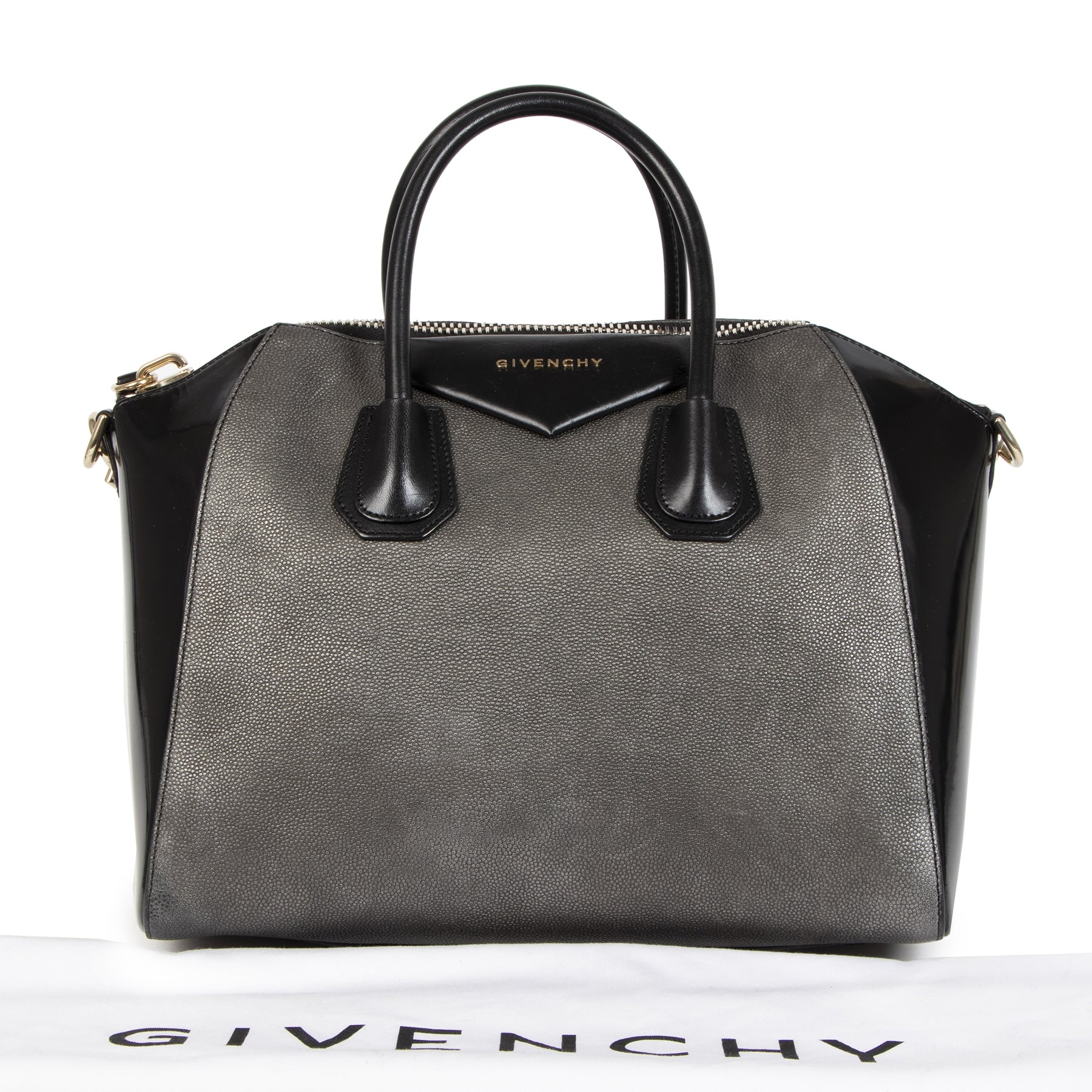 Authentic secondhand Givenchy Medium Antigona Bicolor Bag designer bags designer brands fashion luxury vintage webshop safe and secure online shopping worldwide shipping delivery Antwerp Belgium