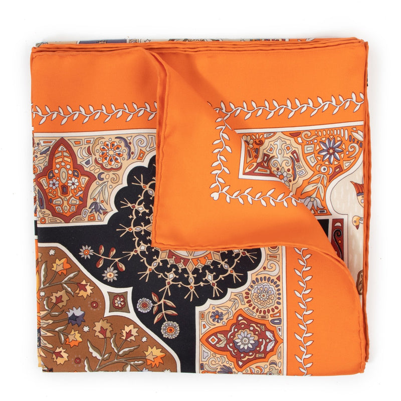 Shop safe online at Labellov in Antwerp this 100% authentic second hand Hermès Orange Aux Portes Du Palais Silk Scarf