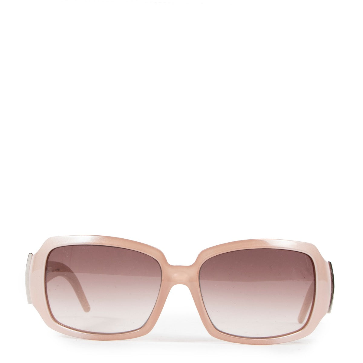 Shop safe online at Labellov in Antwerp these 100% authentic second hand Fendi Pink Schimmer Sunglasses