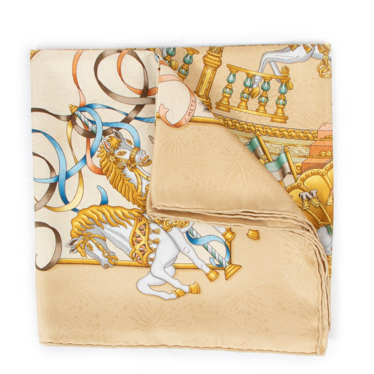 Shop safe online at Labellov in Antwerp this 100% authentic second hand Hermès Beige Carousel Silk Scarf