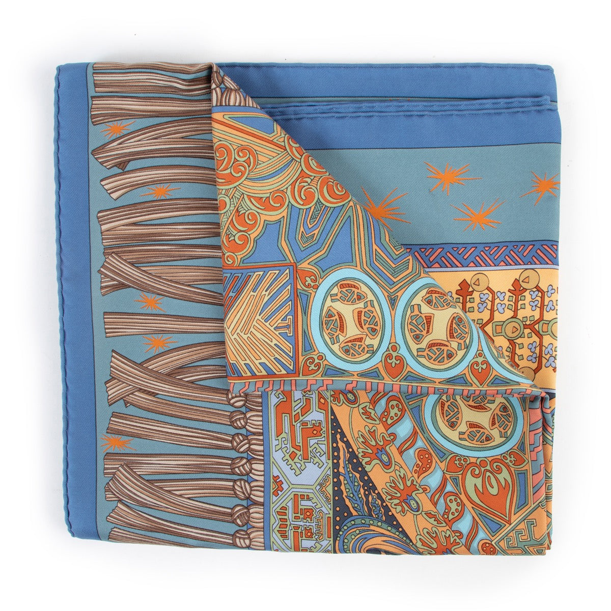 Buy an authentic second hand Hermès Sur un Tapis volant silk scarf at Labellov.