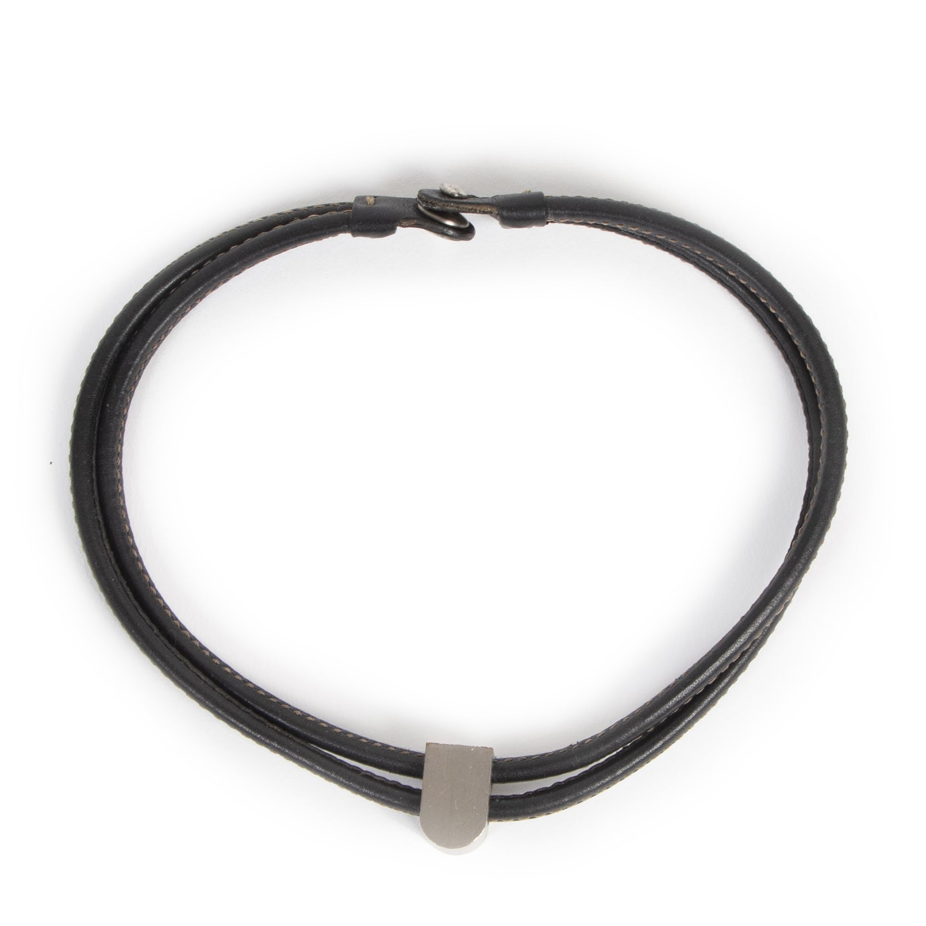 Buy authentic secondhand Delvaux necklaces at labelLOV Antwerp