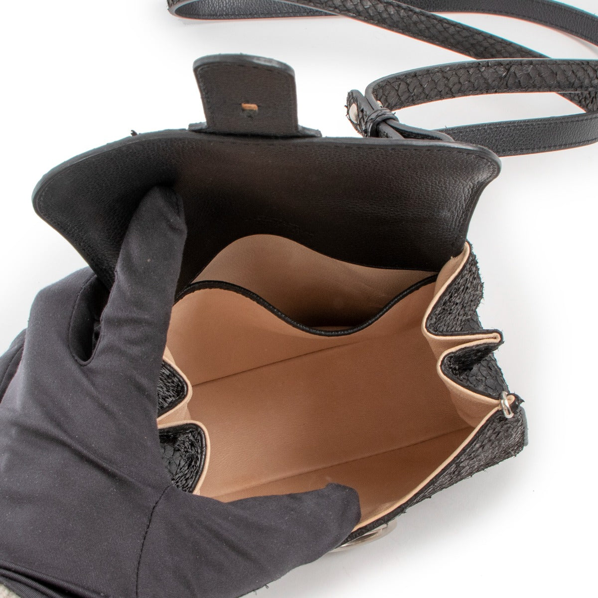 Sac bandoulière Delvaux Brillant XS en peau de poisson exotique noire