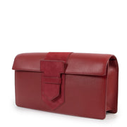 Shop safe online 100% authentic second hand Delvaux Presse Pochette Calf Souple Rouge de Pourpre at the right price at Labellov in Antwerp.