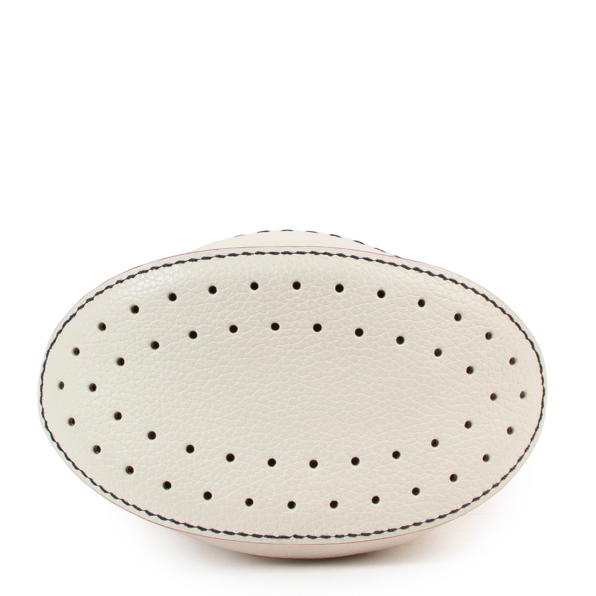 Shop safe online at Labellov in Antwerp this 100% authentic second hand Delvaux White Taurillon Soft Pin Mini Bucket Shoulder Bag