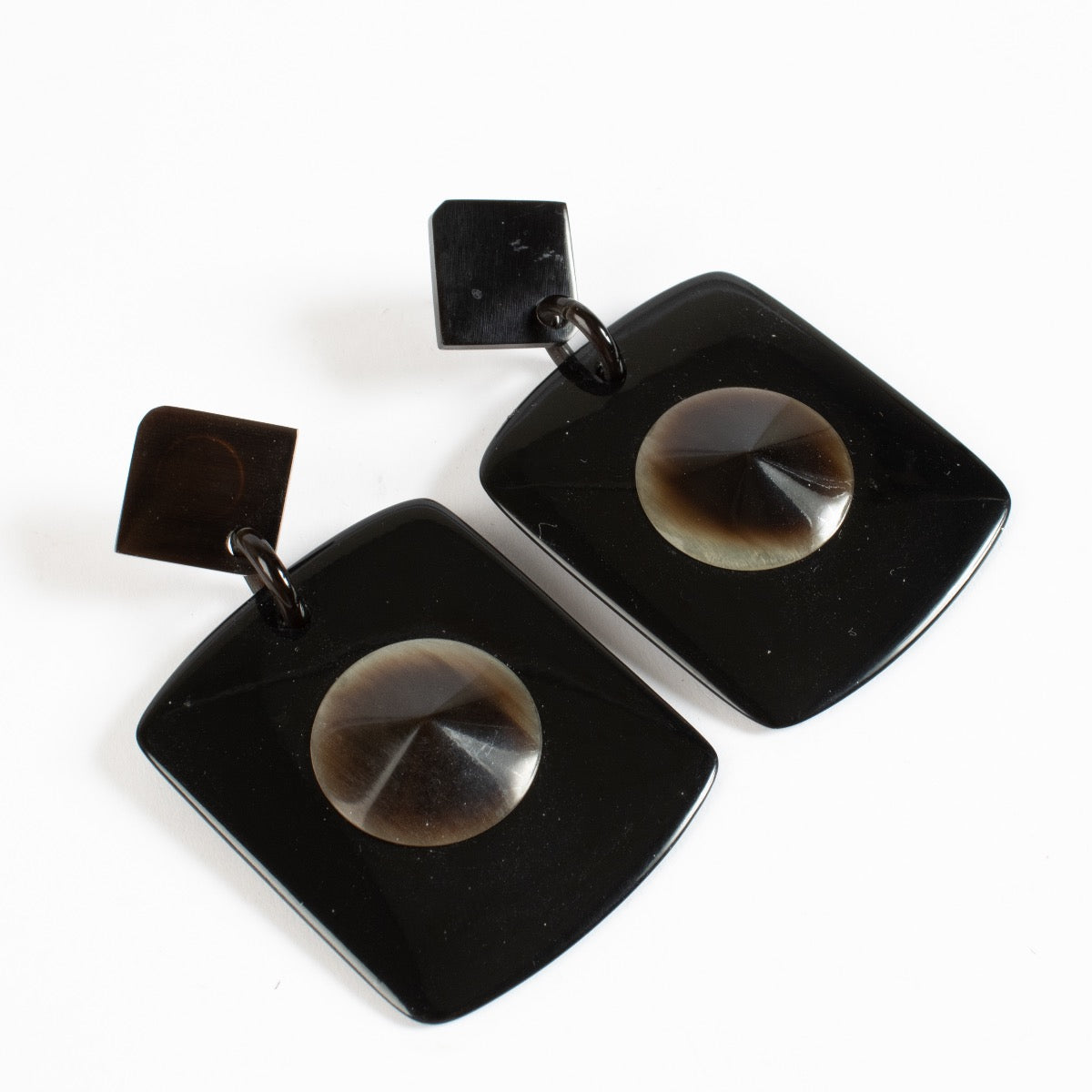shop 100% authentic second hand Hermès Black Isthme Earrings on Labellov.com