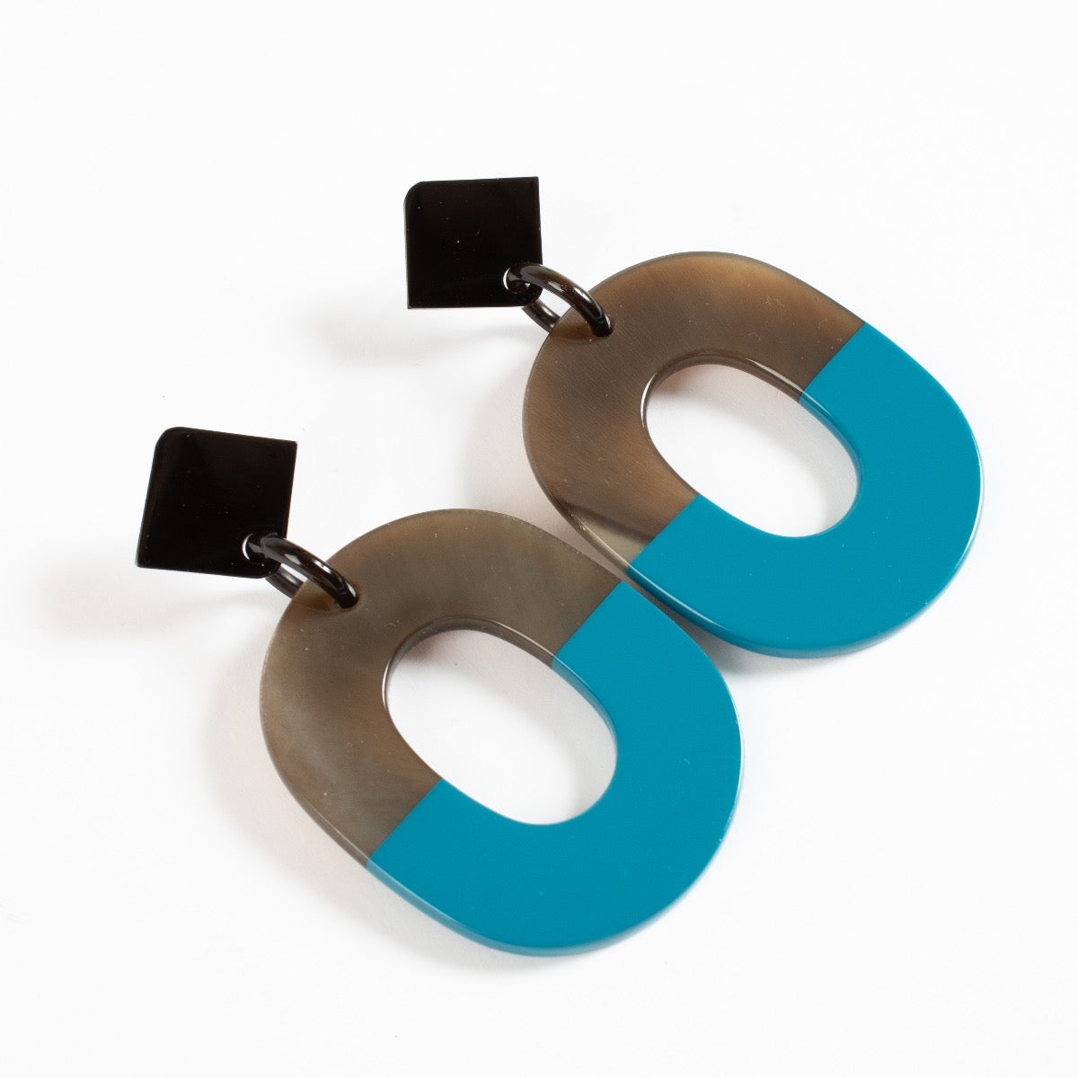 Authentic preloved Hermés multicolor Lacquer Earrings on Labellov.com