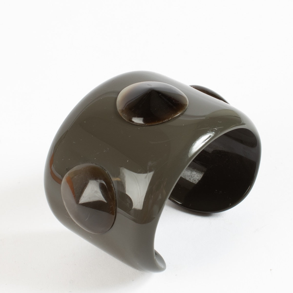 shop 100% authentic second hand Hermès Green Bois Laqué Horn Studded Cuff Bracelet - Size PM on Labellov.com