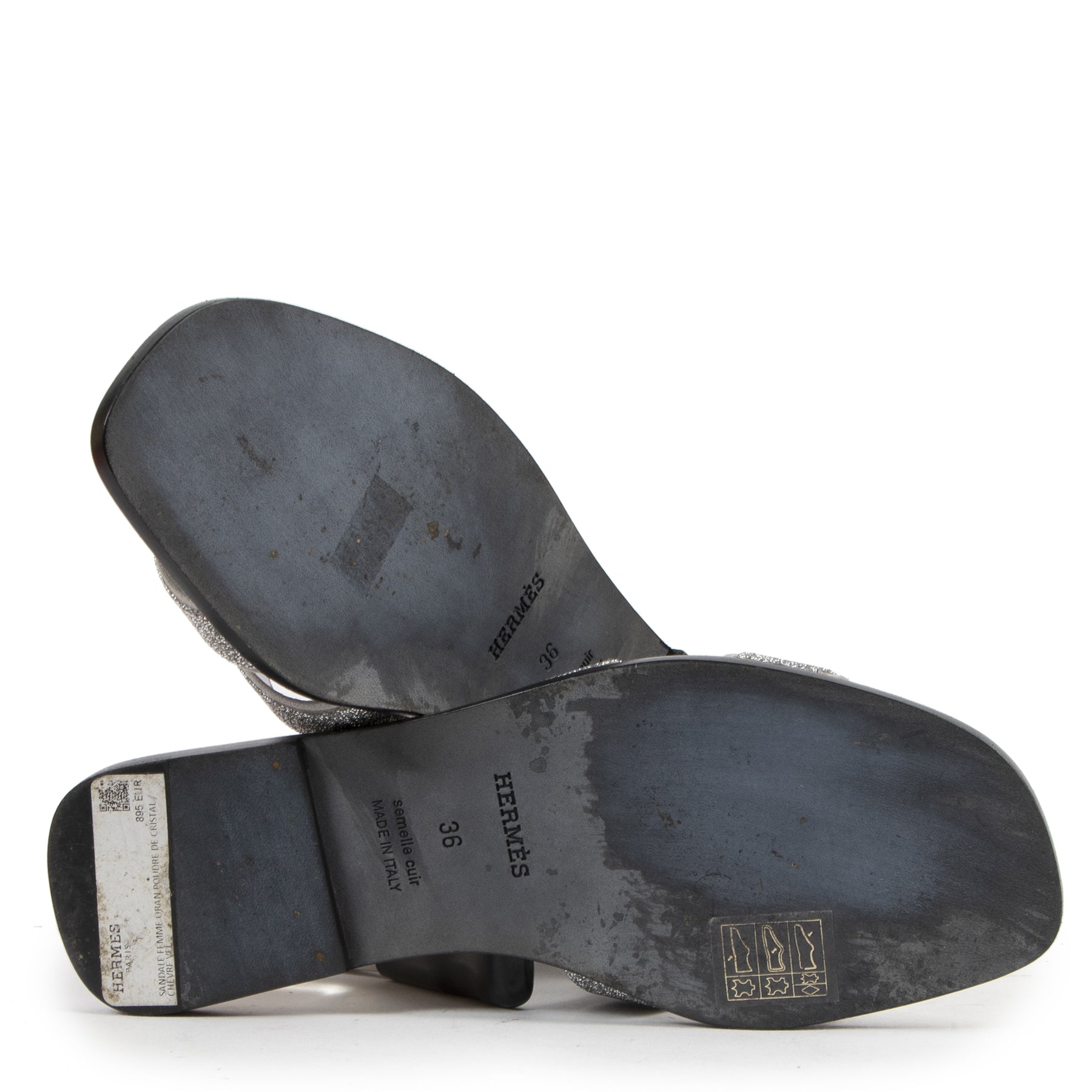 Hermès Oran Silver Glitter Sandals pour le meilleur prix chez Labellov à Anvers