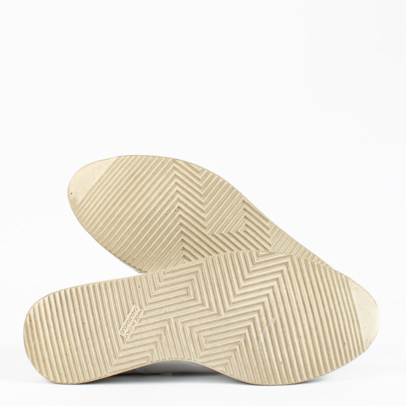 authentic second hand Hermès Silver Trail Sneakers on Labellov.com