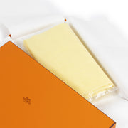 Authentieke Tweedehands Hermès Yellow Cashmere Scarf juiste prijs veilig online shoppen luxe merken webshop winkelen Antwerpen België mode fashion