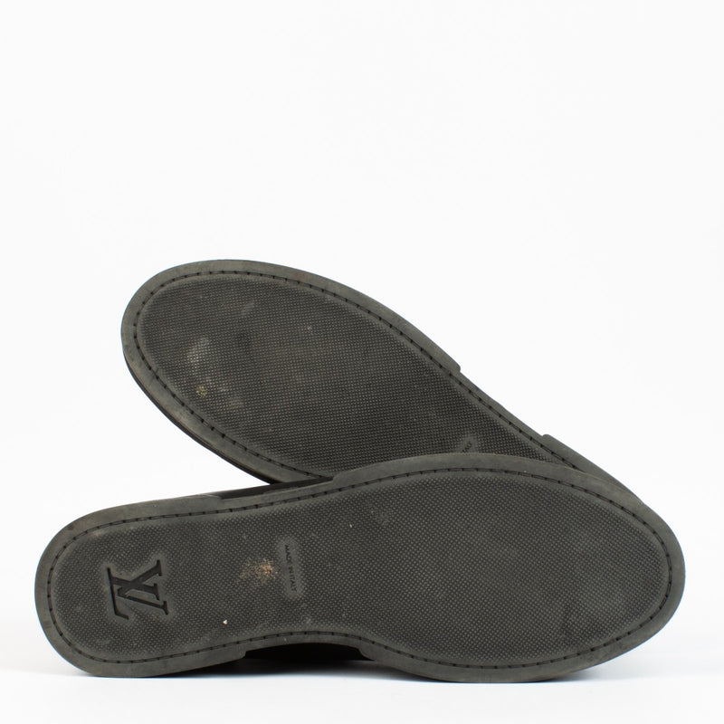 authentic preloved Louis Vuitton Black Sneakers on Labellov.com