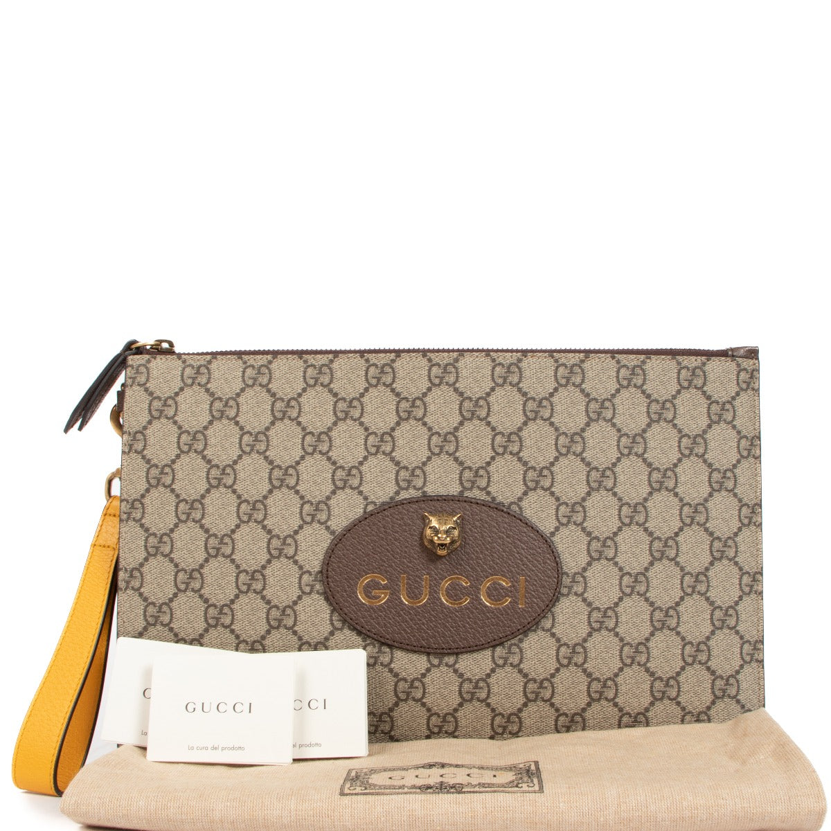 shop authentic second hand Gucci Neo Vintage GG Supreme Clutch on Labellov.com