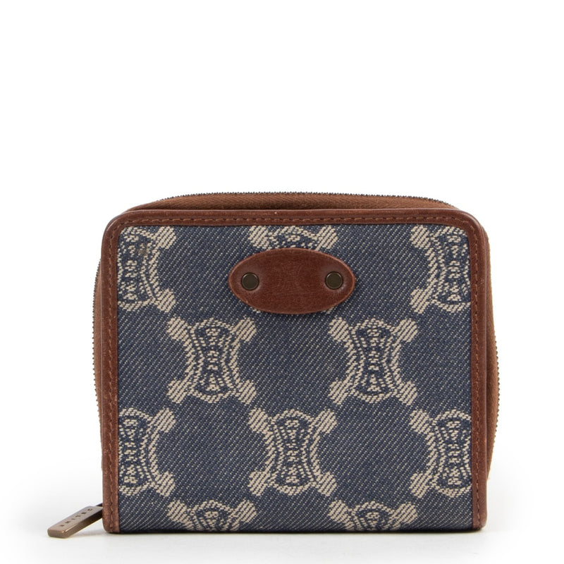 Shop safe online at Labellov in Antwerp this 100% authentic second hand Céline Macadam Monogram Canvas Wallet