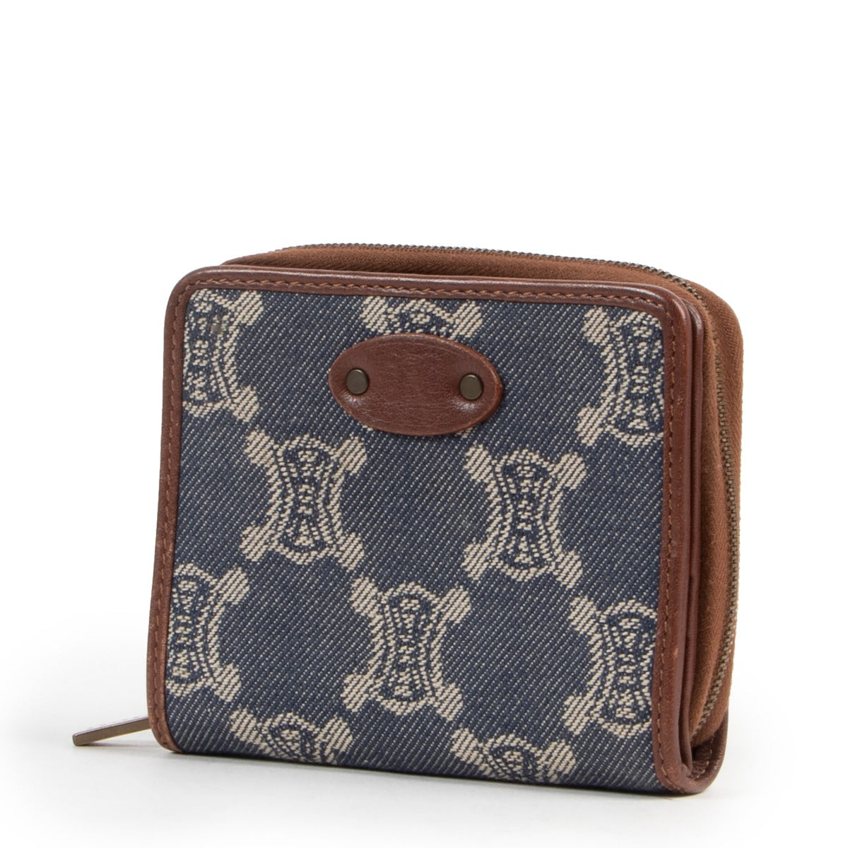 Shop safe online at Labellov in Antwerp this 100% authentic second hand Céline Macadam Monogram Canvas Wallet
