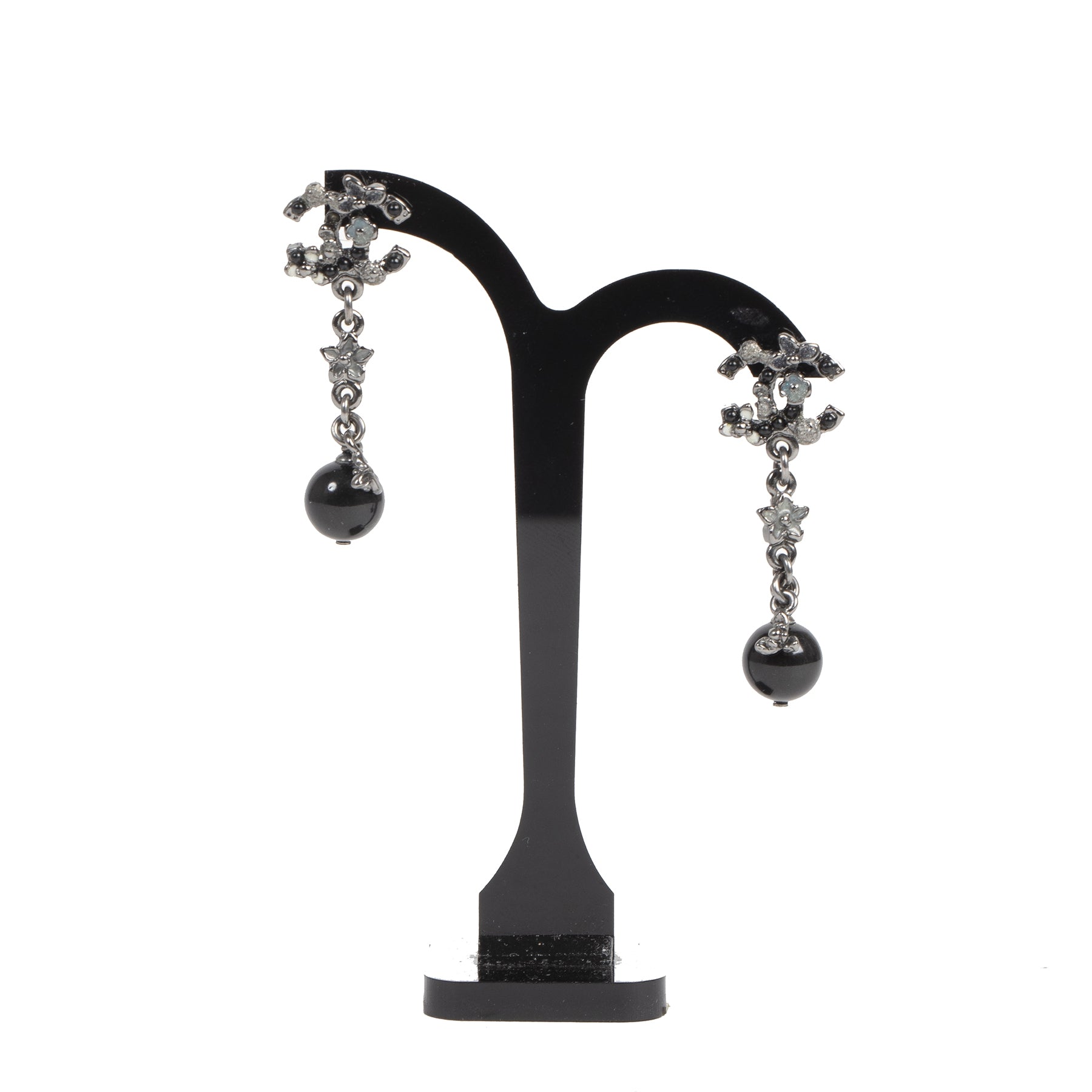 Authentic second-hand vintage Chanel Dark Metal CC beads Earrings buy online webshop LabelLOV