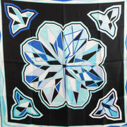 Shop safe online at Labellov in Antwerp, Brussel and Knokke this 100% authentic second hand Emilio Pucci Multicolor Silk Scarf