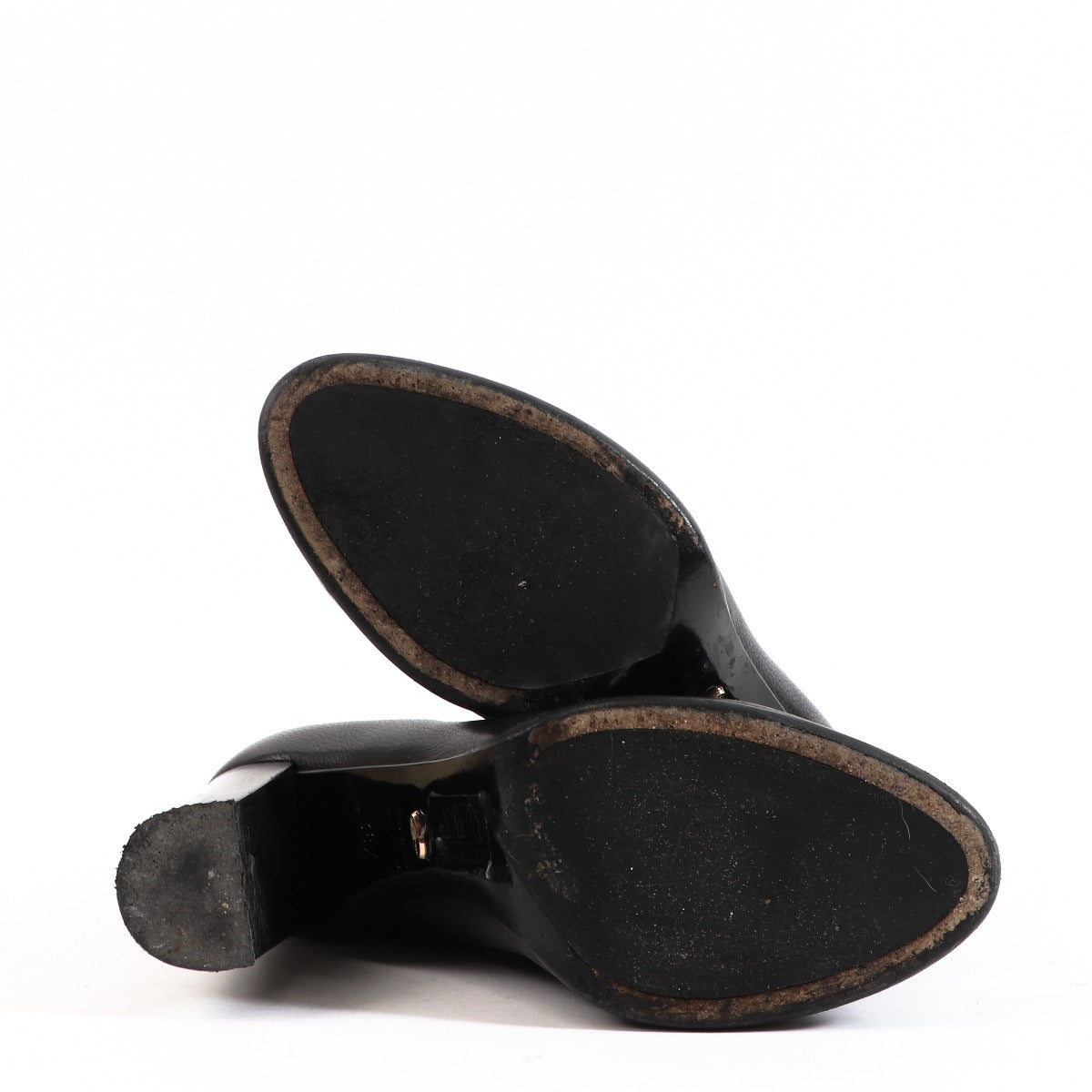 Buy authentic second-hand Sergio Rossi Black Leather Boots in Size 38 1/2 in very good condition at Labellov in Antwerp.
