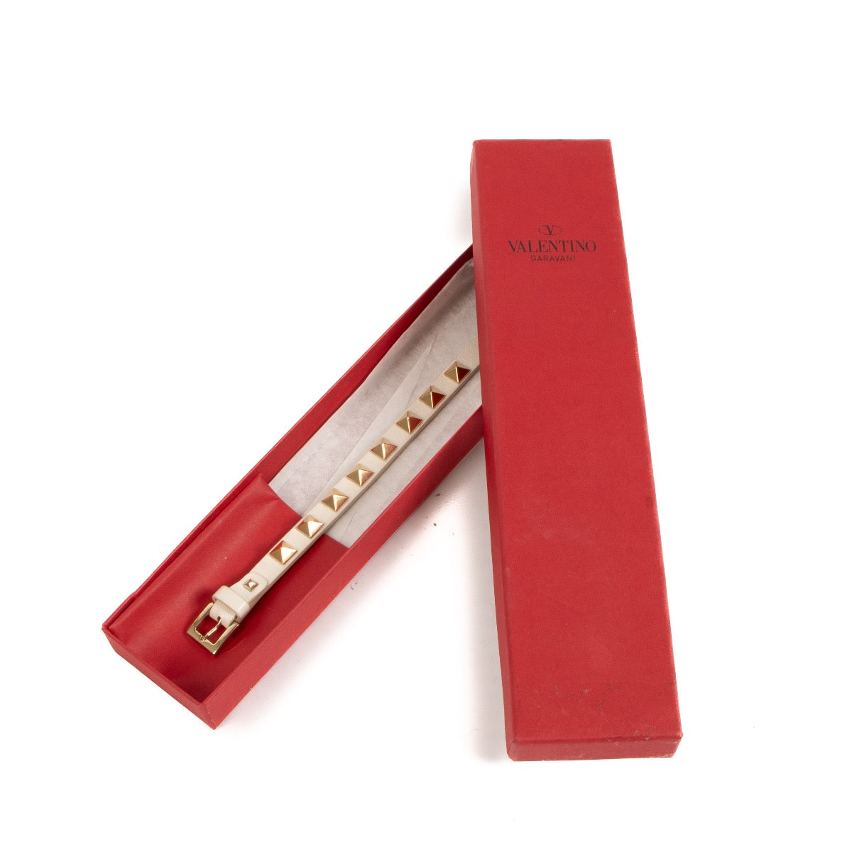 Shop safe online at Labellov in Antwerp, Brussels and Knokke this 100% authentic second hannd Valentino White Leather Studded Bracelet