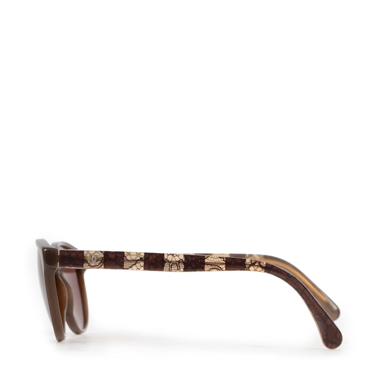 Get these Chanel Brown Sunglasses now at Labellov luxury. Vintage and secondhand designer sunglasses
