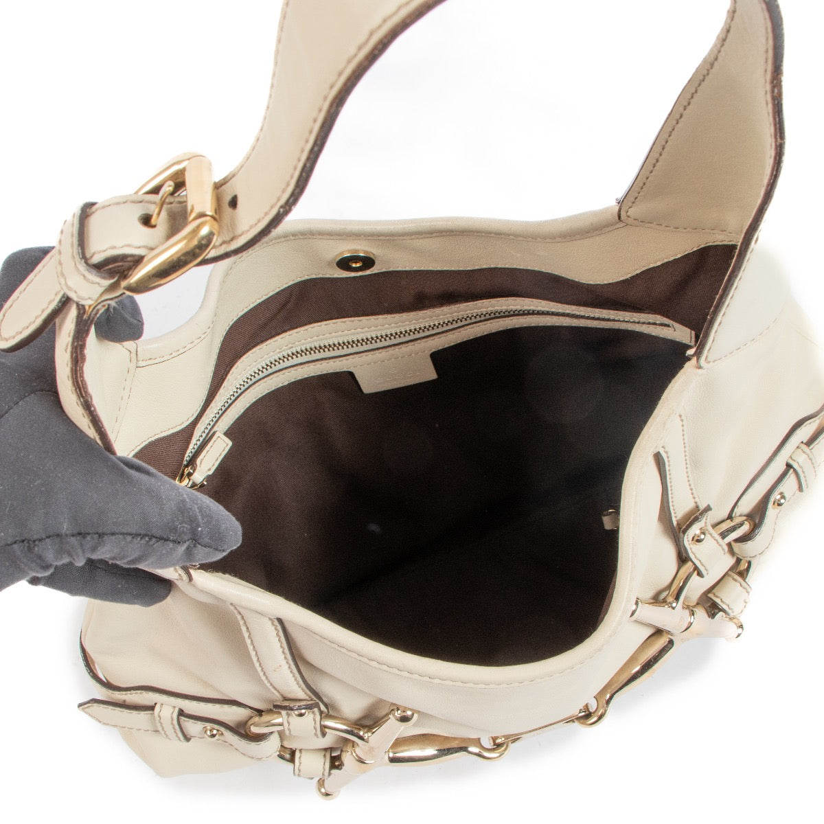 Shop safe online at Labellov in Antwerp, Brussels and Knokke this 100% authentic second hand Gucci Beige Leather 85th Anniversary Hobo Shoulder Bag