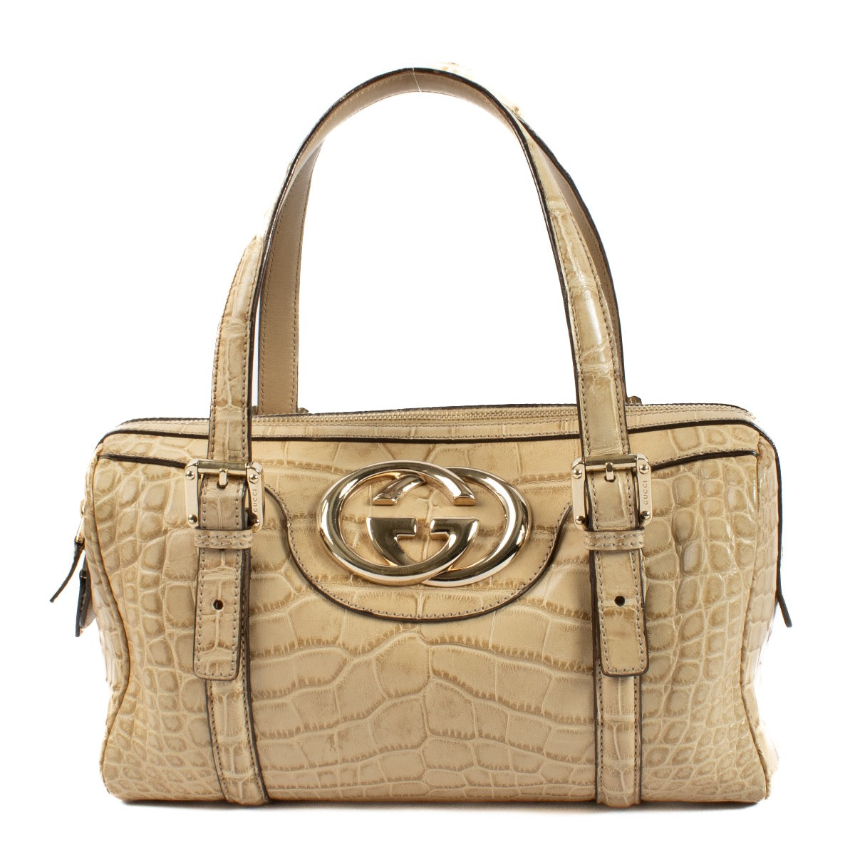 Shop safe online at Labellov in Antwerp, Brussels and Knokke this 100% authentic second hand Gucci Beige Alligator Britt Boston Bag . Veilig online tweedehands authentieke Gucci Beige Alligator Britt Boston Bag handtas kopen bij Labellov.