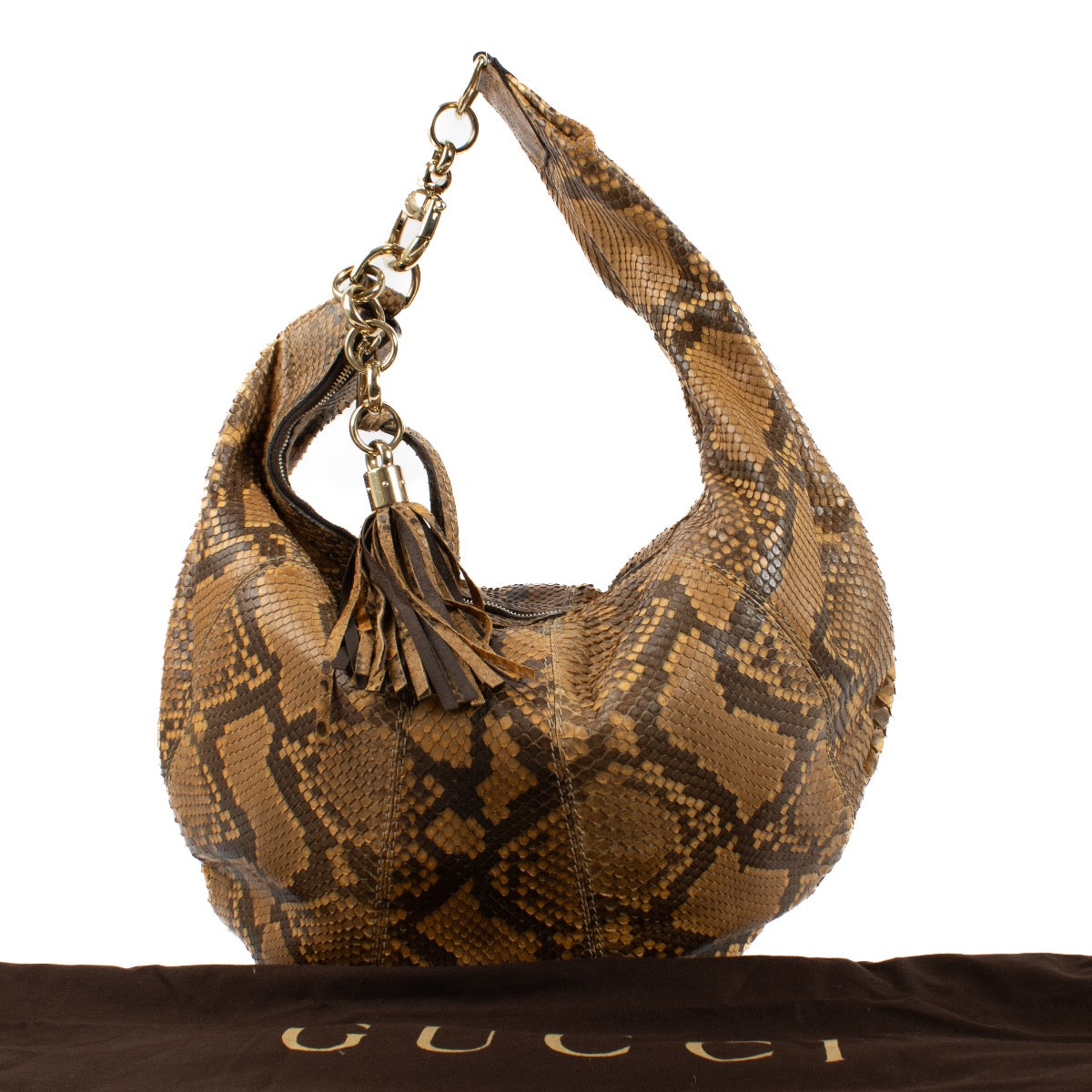 Shop safe online at Labellov in Antwerp, Brussels and Knokke this 100% authentic second hand Gucci Python Sienna Hobo Shoulder Bag. Veilig online tweedehands authentieke Gucci Python Sienna Hobo handtas kopen bij Labellov.