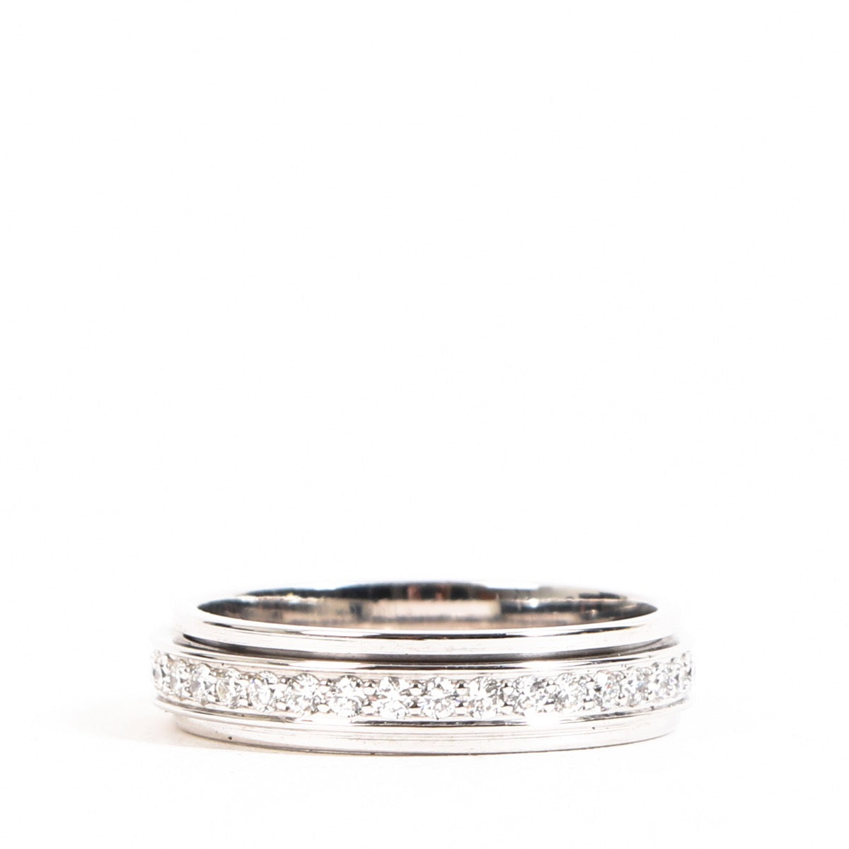Piaget White Gold Diamond Possession Ring - Size 55