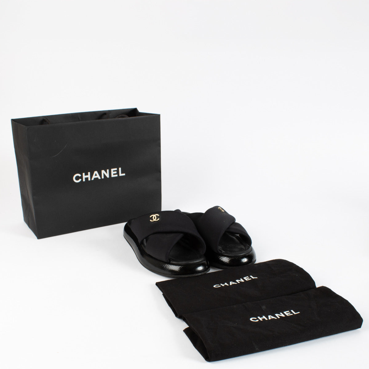 Sandales Chanel noires - taille 39