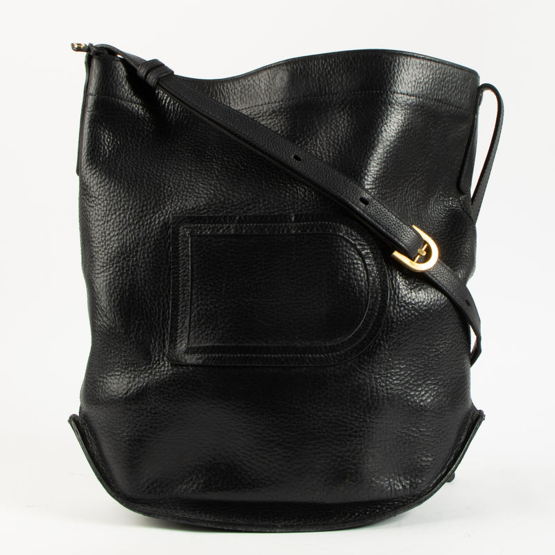 Shop the authentic Delvaux Vintage Pin Crossbody Bag on Labellov.com !
