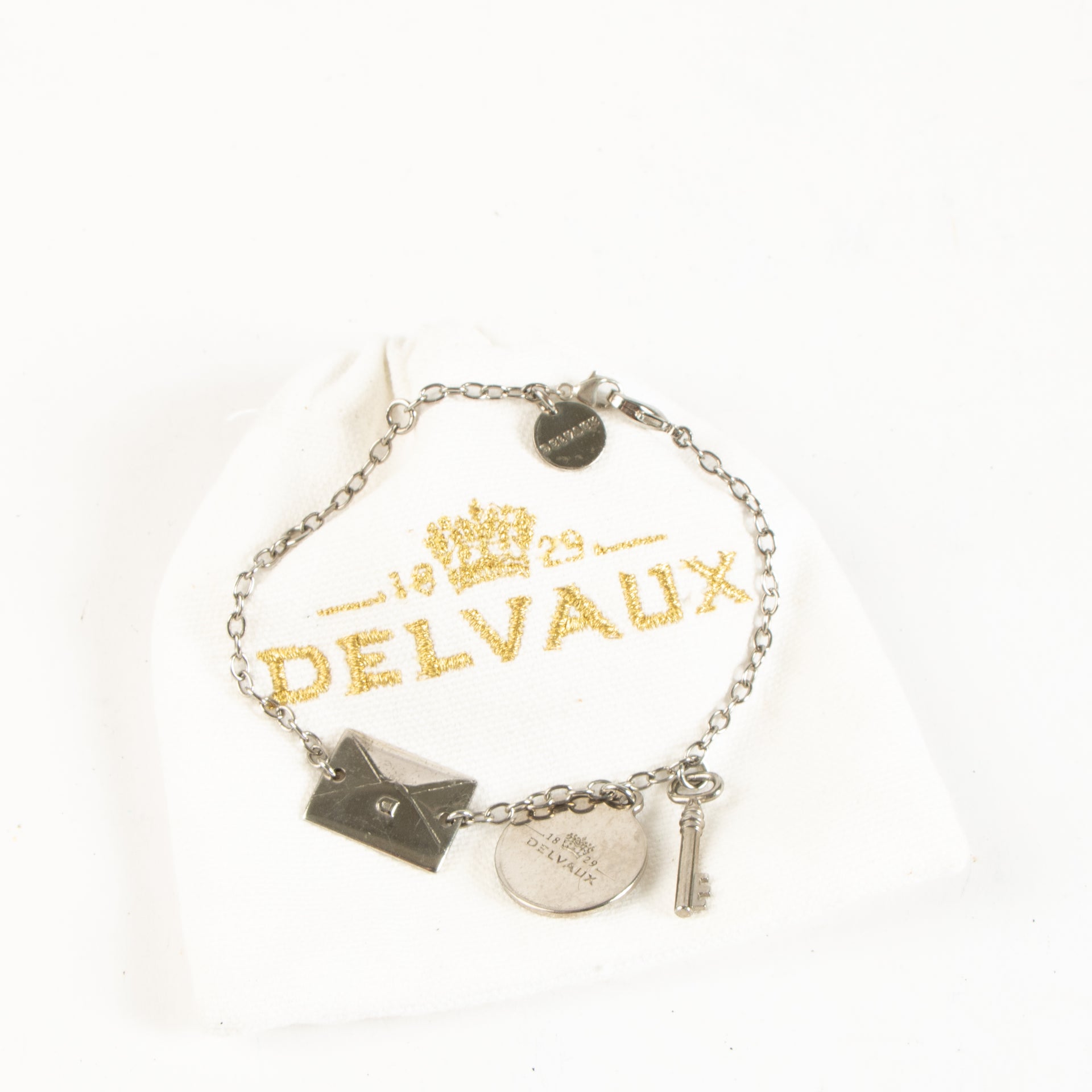 Shop the authentic Delvaux Silver Charms Bracelet on Labellov.com !