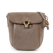 Buy this Delvaux Taupe Crossbody for a reasonable price at Labellov in Antwerp online or in store. Buy and sell your designer Delvaux items for a fair price in a Luxury Secondhand Store